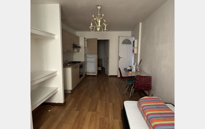 Appartement P1 VICHY 27 m2 450 € Appartement P1 VICHY 27 m2 450 €